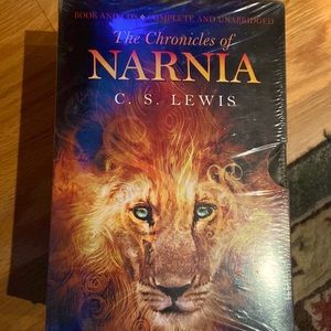 Chronicles of NARNIA NEW Boxed Set 7 Books C.S.Lewis PLUS all 7 unabridged CD’s